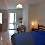 Teresa 3*