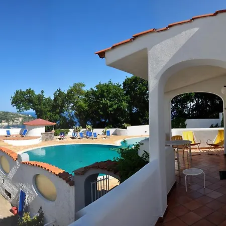 Teresa Ξενοδοχείο με διαμερίσματα 3*